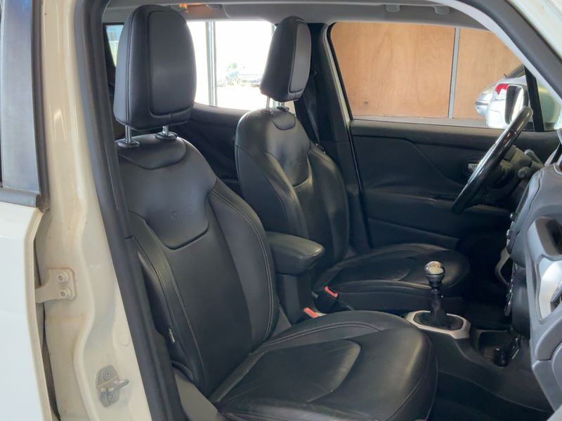 Jeep Renegade 2.0 M-Jet Limited 4WD — zdjęcie 11