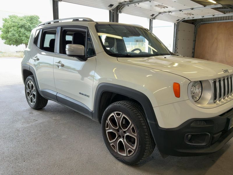 Jeep Renegade 2.0 M-Jet Limited 4WD — zdjęcie 8