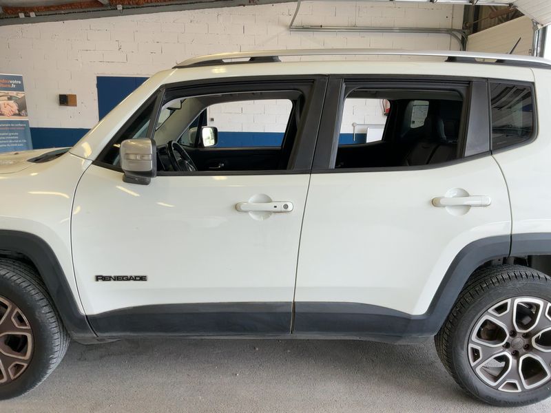 Jeep Renegade 2.0 M-Jet Limited 4WD — zdjęcie 4
