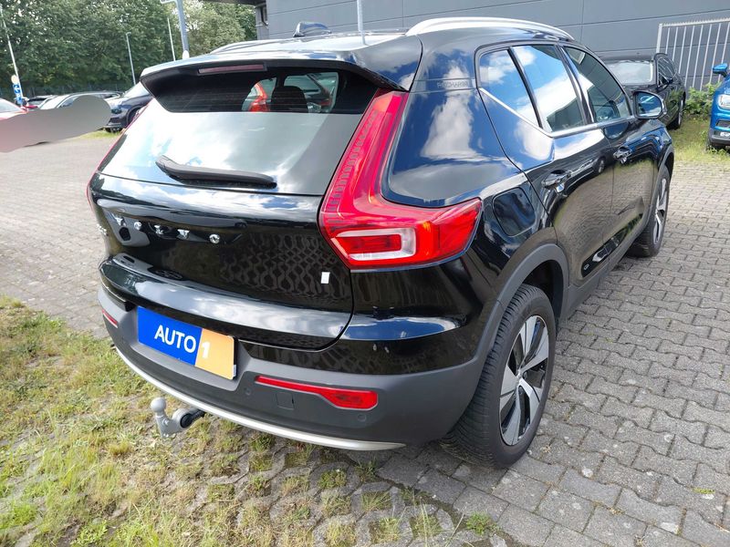 Volvo XC40 1.5 T4 Recharge Plug-in Hybrid Core 2WD — zdjęcie 5