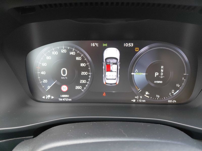 Volvo XC40 1.5 T4 Recharge Plug-in Hybrid Core 2WD — zdjęcie 12