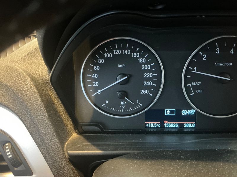 BMW 1er 116i 2014 – снимка 19