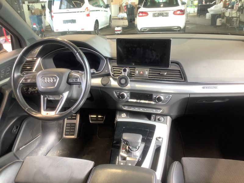 Audi Q5 40 TDI Mild-Hybrid quattro edition one — zdjęcie 12