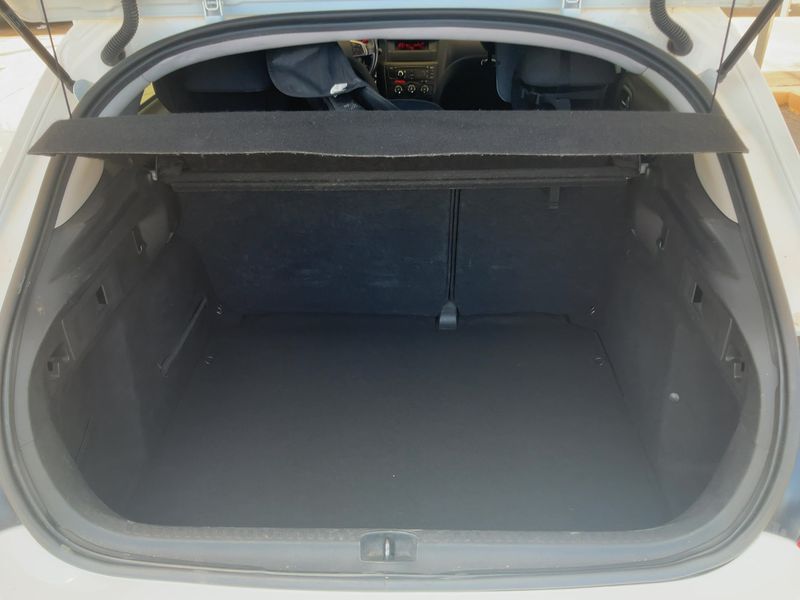 Citroen C4 1.6 Blue-HDi Live Edition — zdjęcie 10