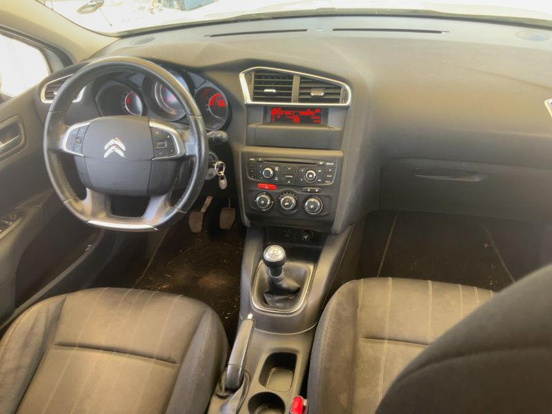 Citroen C4 1.6 Blue-HDi Live Edition — zdjęcie 12
