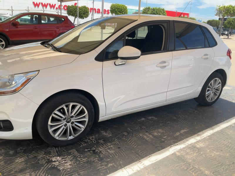 Citroen C4 1.6 Blue-HDi Live Edition — zdjęcie 2