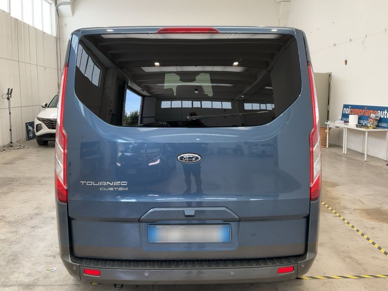 Ford Tourneo Custom 2.0 TDCi L1 Active — zdjęcie 5