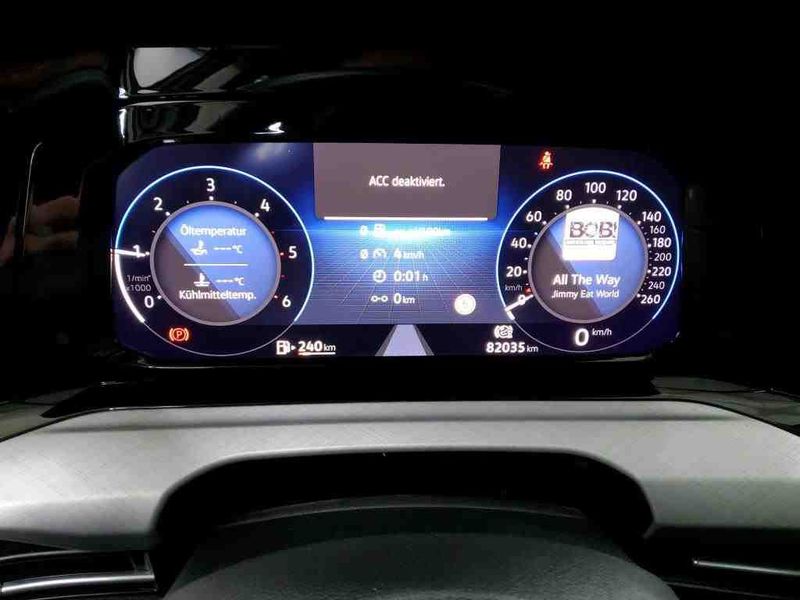 Volkswagen Golf VIII 2.0 TDI Life — zdjęcie 14