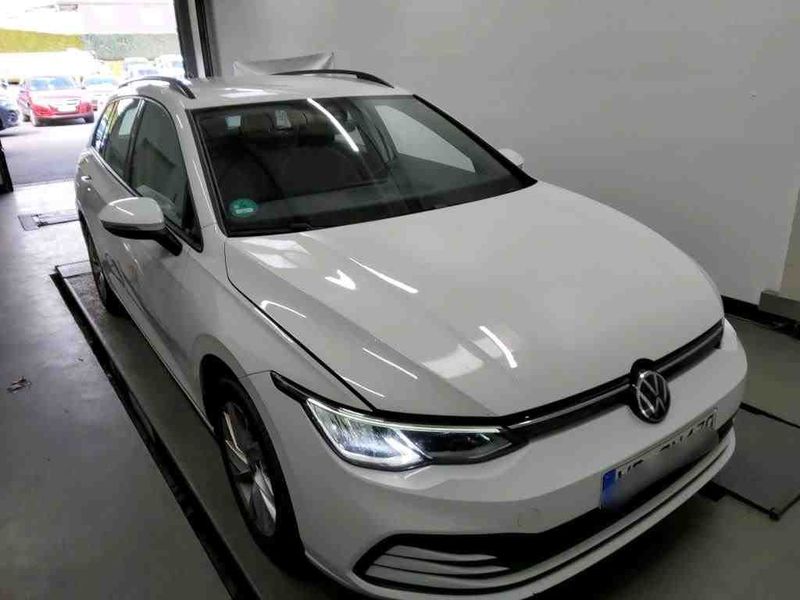 Volkswagen Golf VIII 2.0 TDI Life — zdjęcie 15