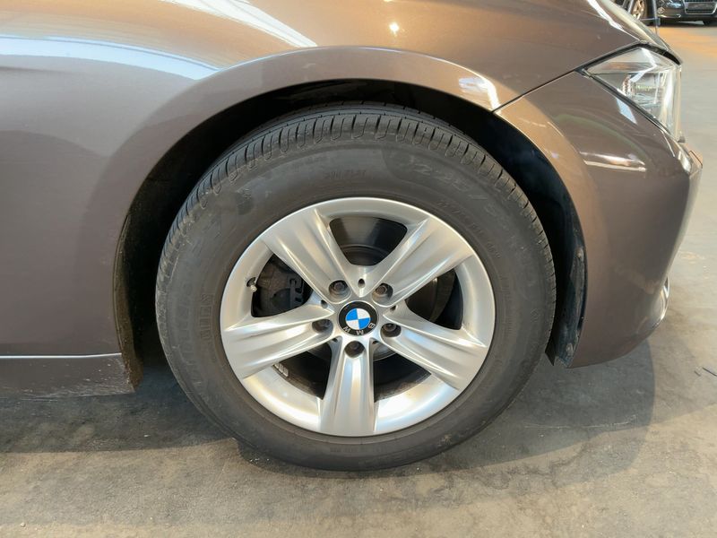 BMW 3er 318d 2013 – снимка 11