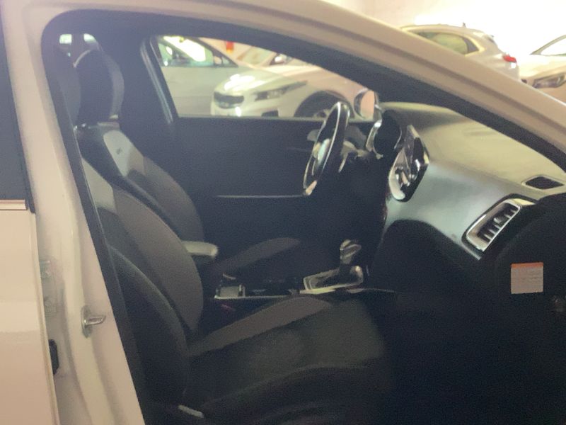 Kia cee'd 1.6 CRDi Mild-Hybrid GT Line 2021 – снимка 16