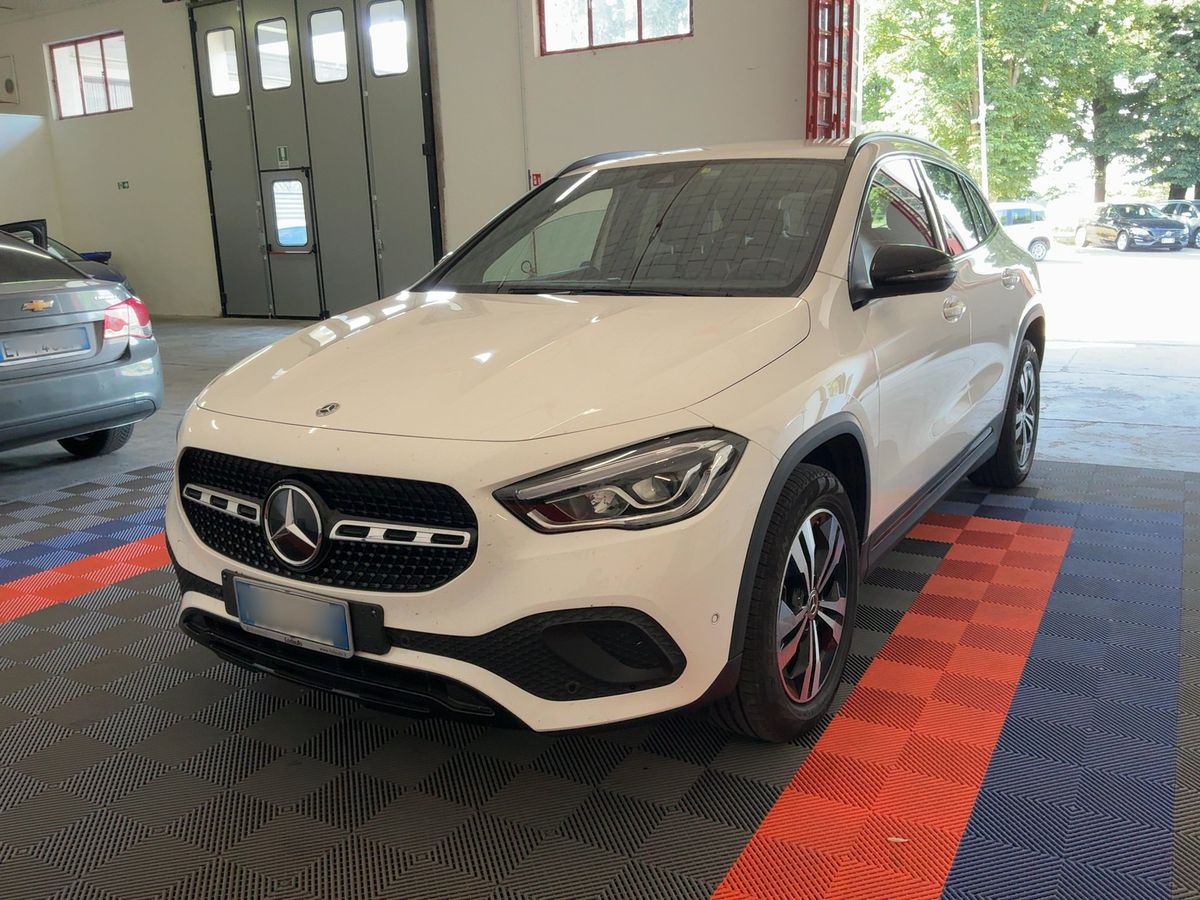 Mercedes-Benz GLA-Klasse 2022 — photo 1