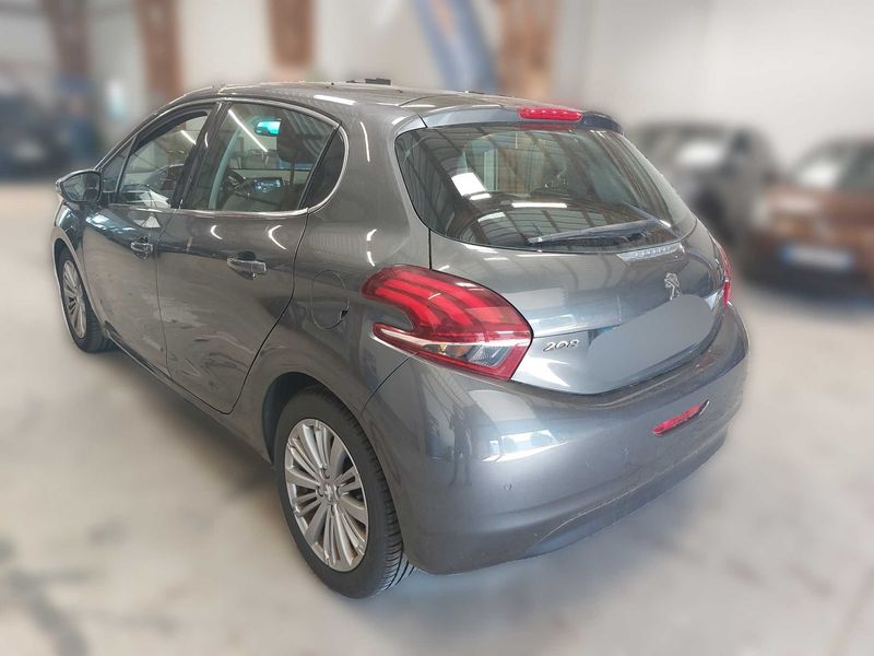 Peugeot 208 1.6 Blue-HDi Allure 2016 – снимка 3