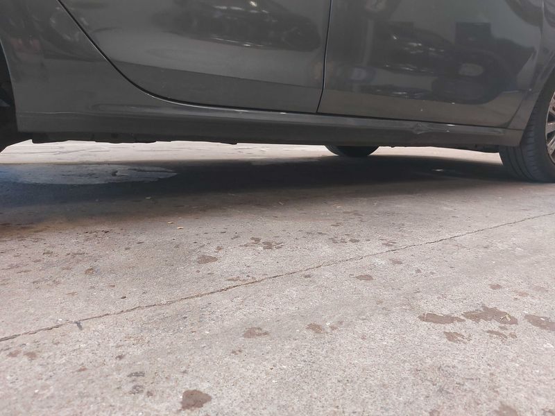 Peugeot 208 1.6 Blue-HDi Allure 2016 – снимка 19