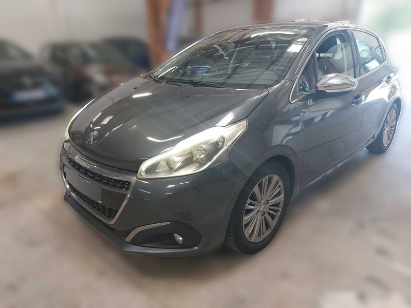 Peugeot 208 1.6 Blue-HDi Allure 2016 – снимка 2