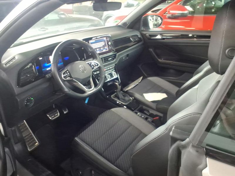 Volkswagen T-Roc 1.5 TSI ACT R-Line — zdjęcie 31