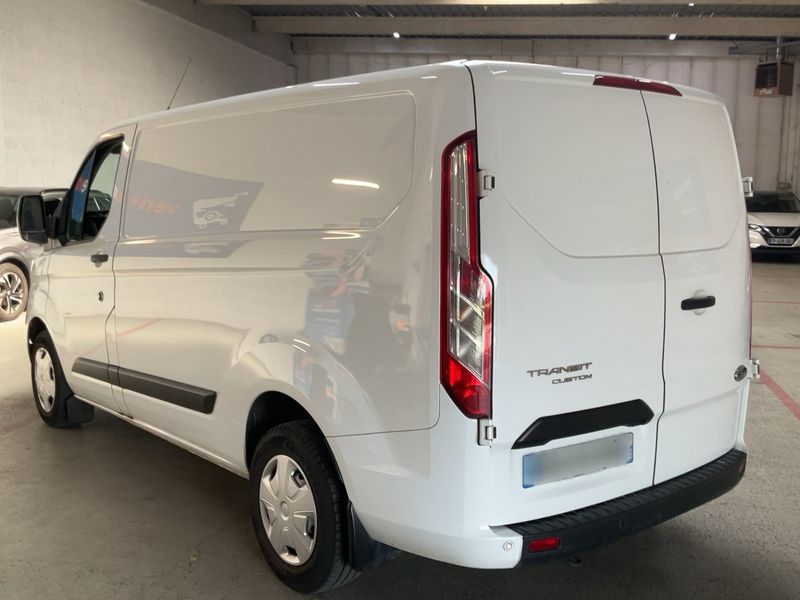 Ford Transit Custom 2.0 TDCi 300 L1 Limited — zdjęcie 3