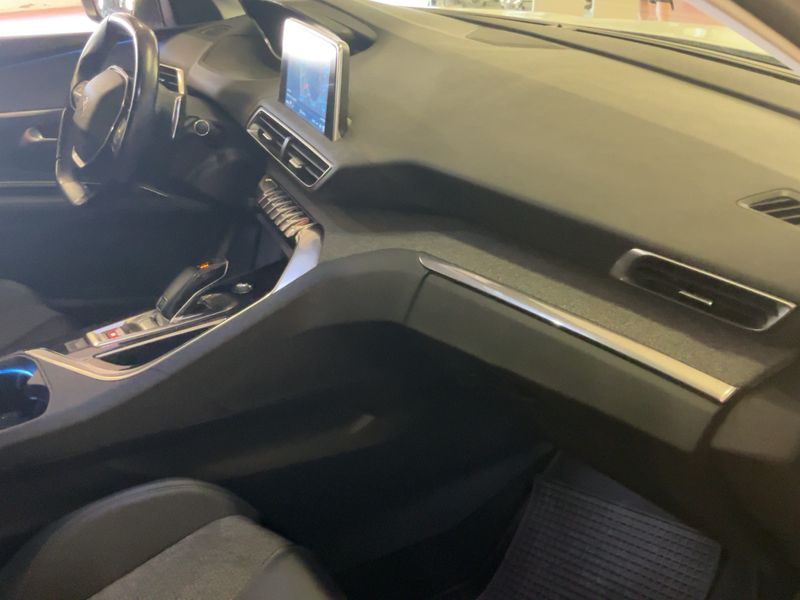 Peugeot 3008 1.5 Blue-HDi Allure — zdjęcie 12