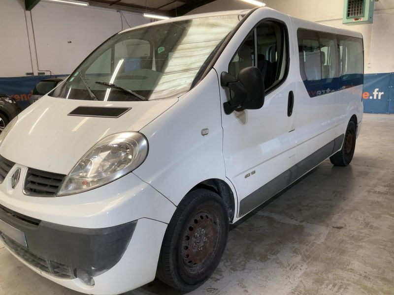 Renault Trafic 2.0 dCi Generation Evado — zdjęcie 2