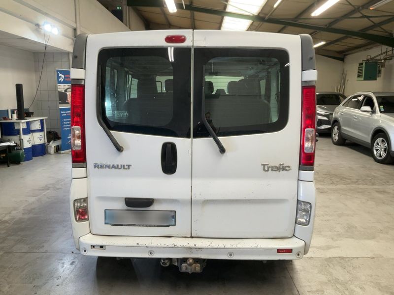Renault Trafic 2.0 dCi Generation Evado — zdjęcie 5