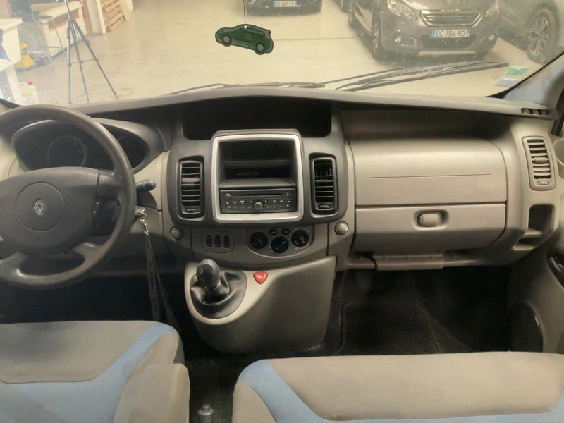 Renault Trafic 2.0 dCi Generation Evado — zdjęcie 12