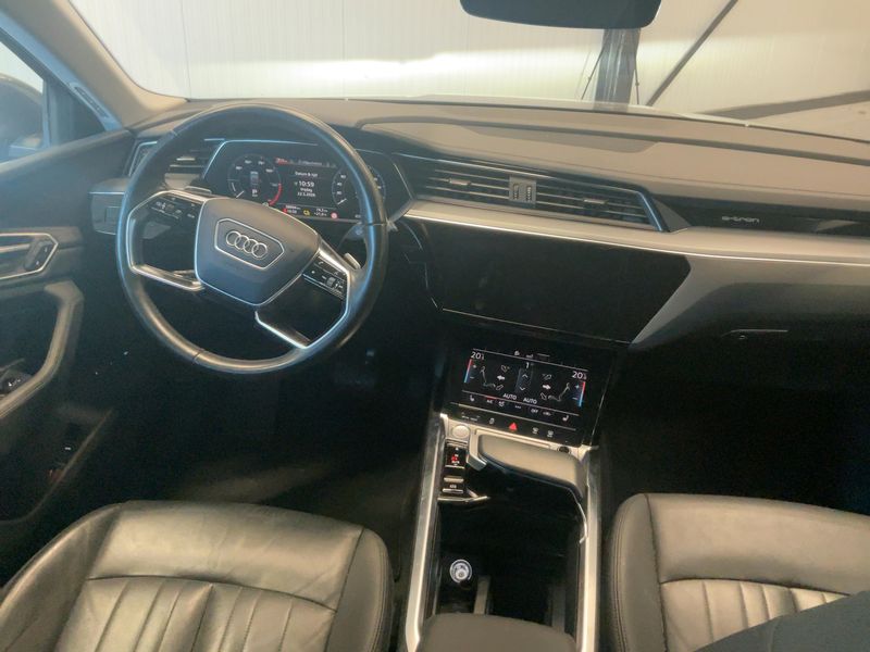 Audi e-tron 50 quattro advanced — zdjęcie 12