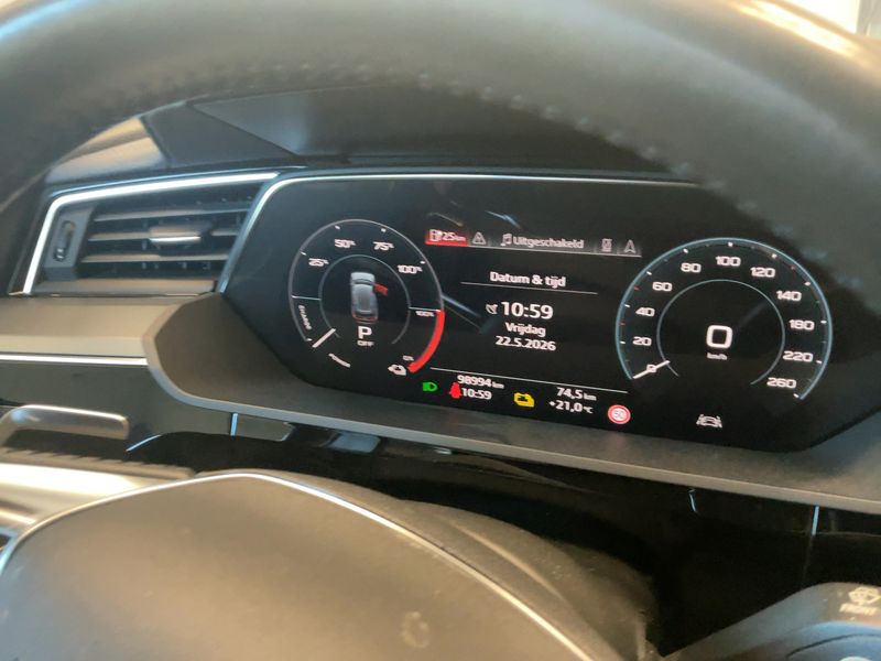 Audi e-tron 50 quattro advanced — zdjęcie 13