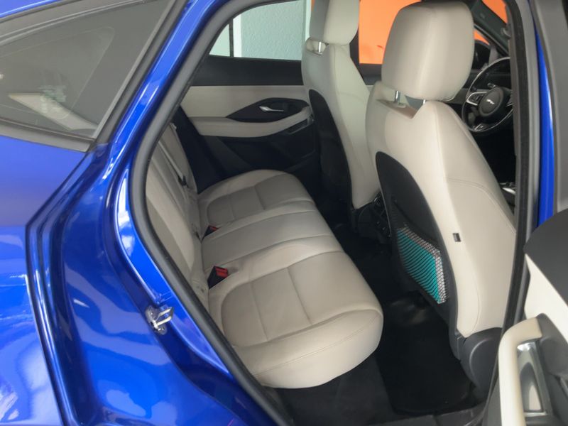 Jaguar E-Pace D240 R-Dynamic S AWD — zdjęcie 14