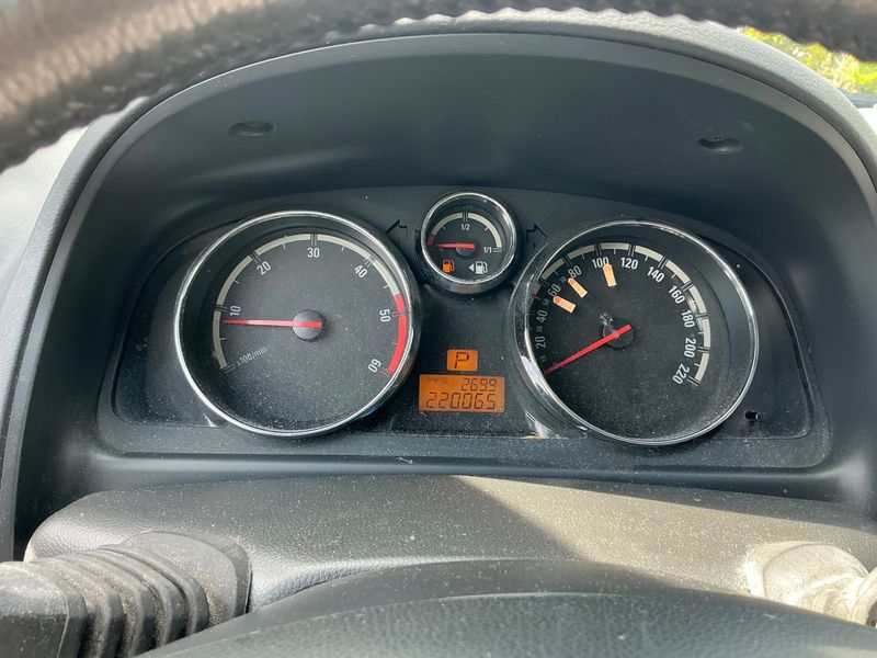 Opel Antara 2.0 CDTI Cosmo 4x4 — zdjęcie 4
