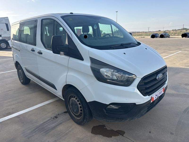 Ford Tourneo Custom 2.0 TDCi 320 L1 Ambiente — zdjęcie 6