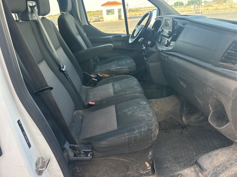 Ford Tourneo Custom 2.0 TDCi 320 L1 Ambiente — zdjęcie 10