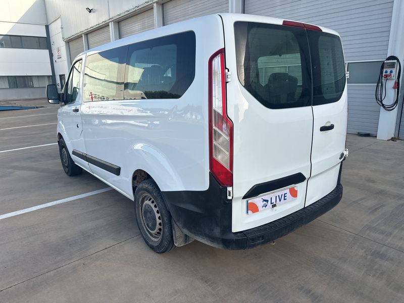 Ford Tourneo Custom 2.0 TDCi 320 L1 Ambiente — zdjęcie 3
