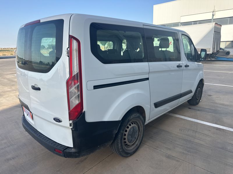 Ford Tourneo Custom 2.0 TDCi 320 L1 Ambiente — zdjęcie 5