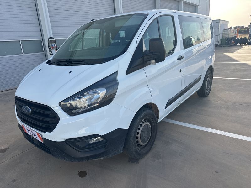 Ford Tourneo Custom 2.0 TDCi 320 L1 Ambiente — zdjęcie 2