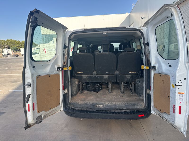Ford Tourneo Custom 2.0 TDCi 320 L1 Ambiente — zdjęcie 9