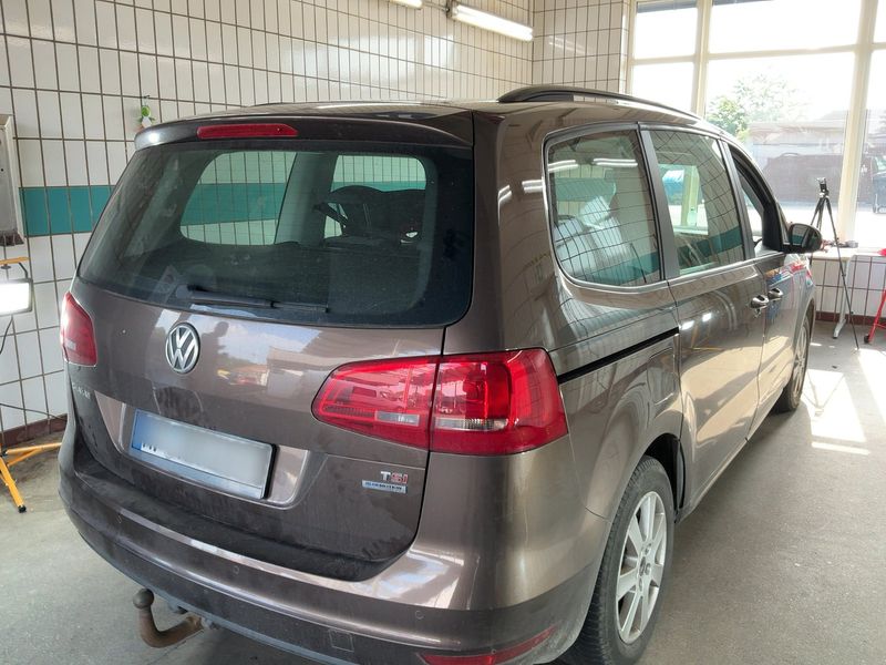 Volkswagen Sharan 1.4 TSI Trendline BlueMotion Tech 2011 – снимка 8