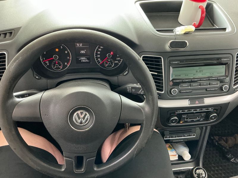 Volkswagen Sharan 1.4 TSI Trendline BlueMotion Tech 2011 – снимка 17
