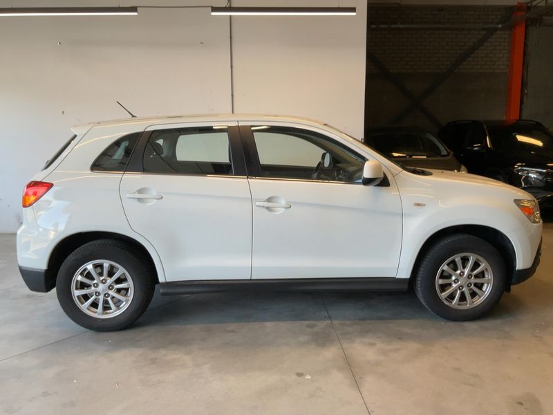 Mitsubishi ASX 1.6 Basis 2WD — zdjęcie 7