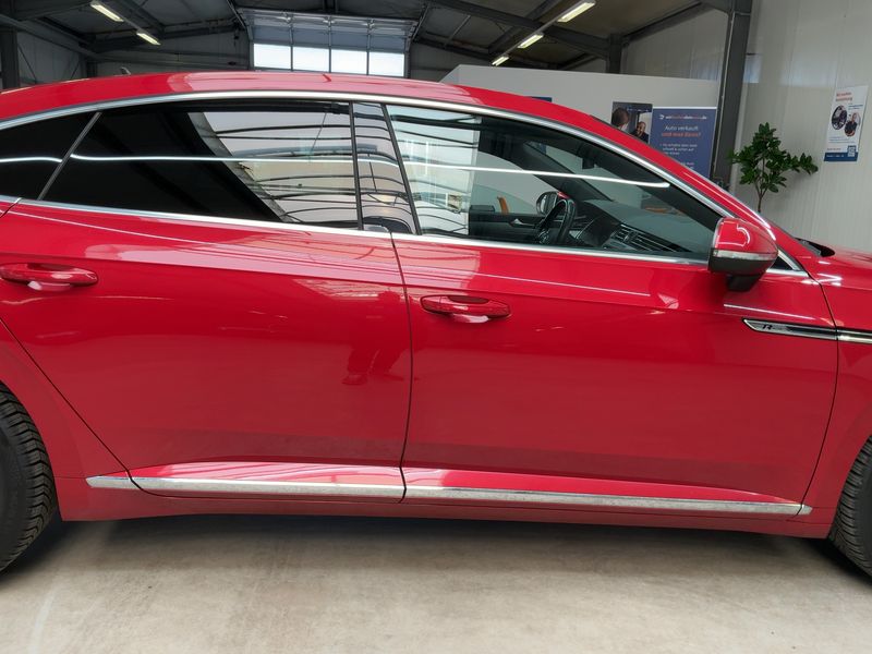 Volkswagen Arteon 2.0 TSI R-Line — zdjęcie 7