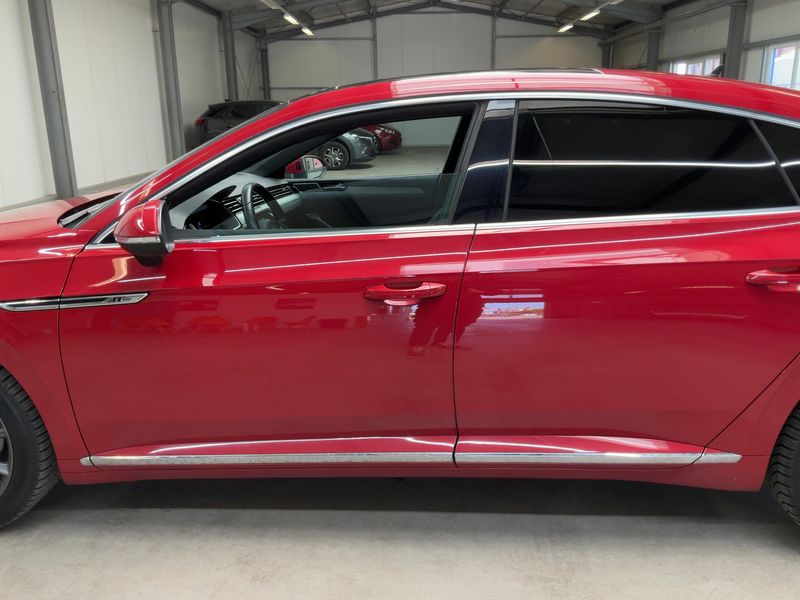 Volkswagen Arteon 2.0 TSI R-Line — zdjęcie 4