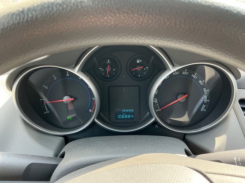 Chevrolet Cruze 1.6 Basis — zdjęcie 4