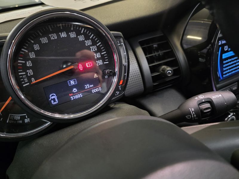 MINI Cabrio Cooper D — zdjęcie 11