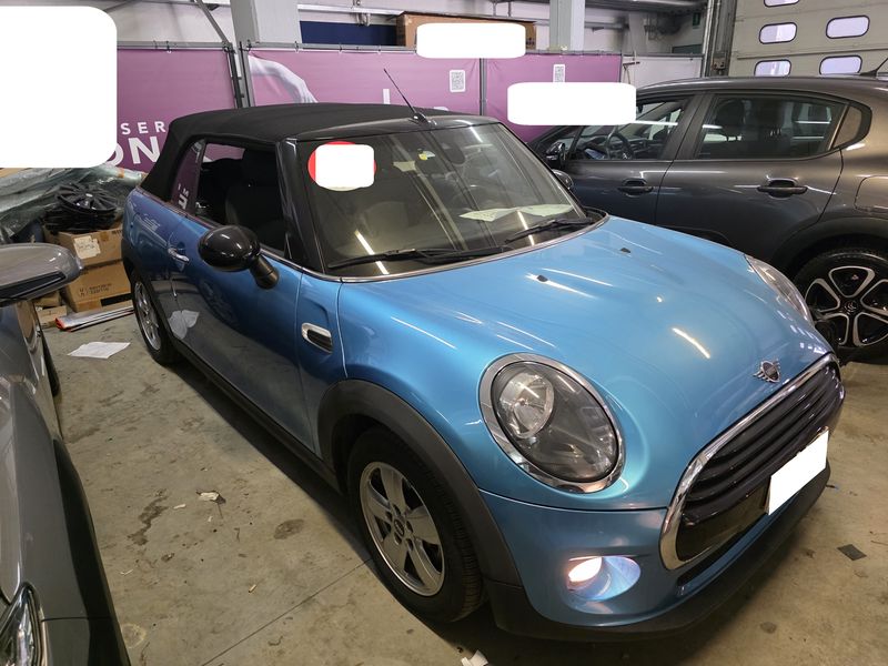 MINI Cabrio Cooper D — zdjęcie 6