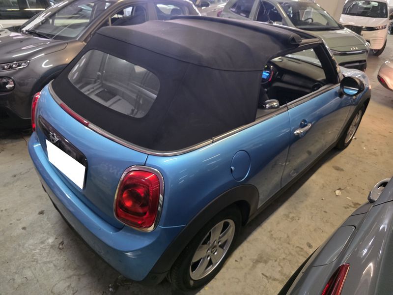 MINI Cabrio Cooper D — zdjęcie 5