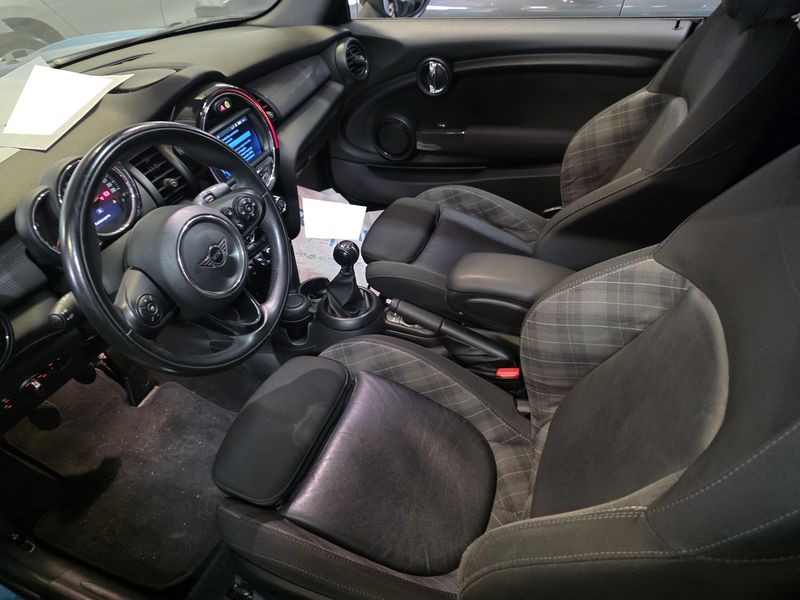 MINI Cabrio Cooper D — zdjęcie 9
