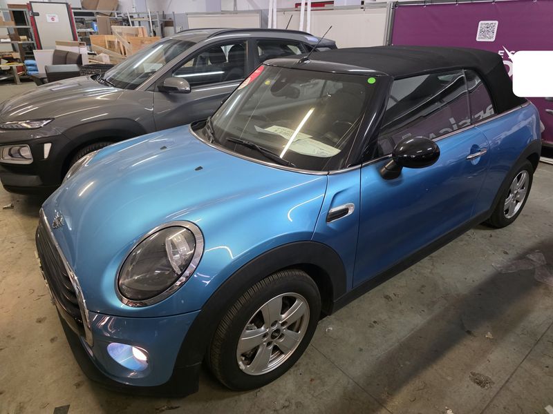 MINI Cabrio Cooper D