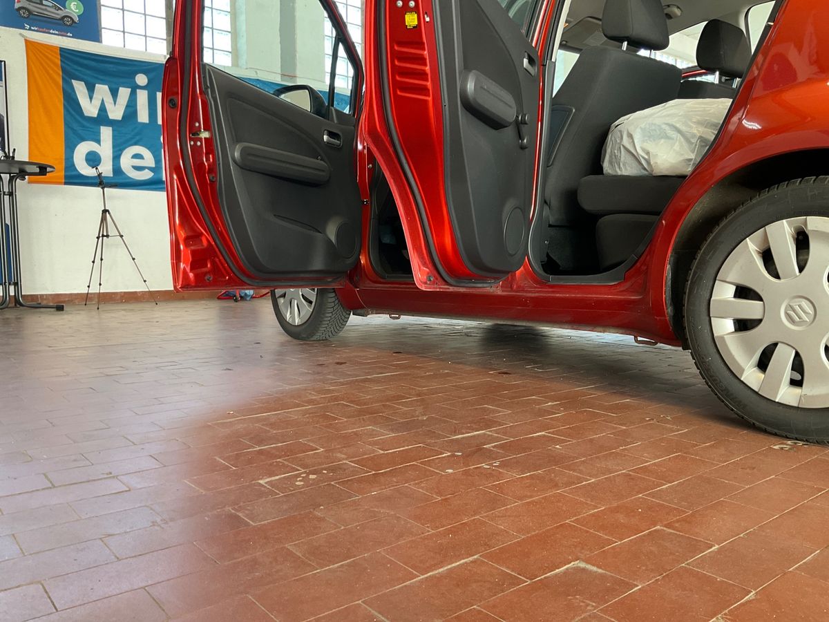 Suzuki Splash 2011 — photo 49