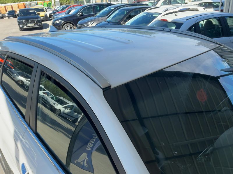 Hyundai Tucson 2.0 CRDi Style 4WD 2017 – снимка 13