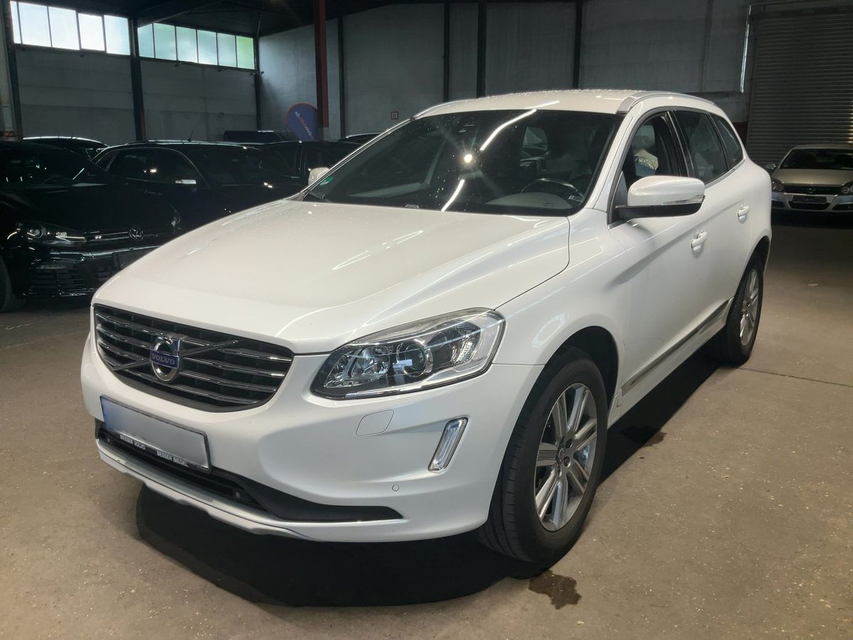 Volvo XC60 2015 — photo 1
