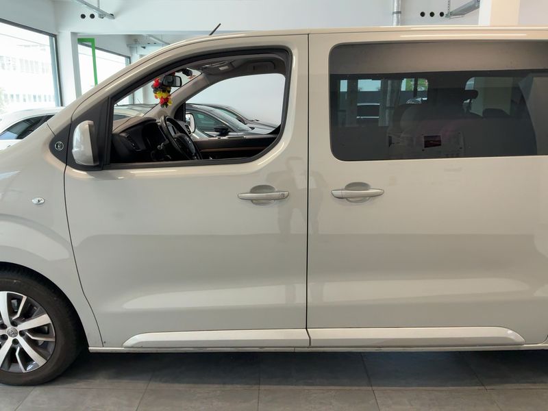 Toyota ProAce Verso 2.0 D-4D L2 Team D — zdjęcie 4